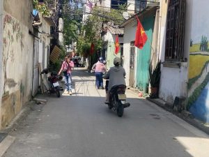 Đường vào nhà